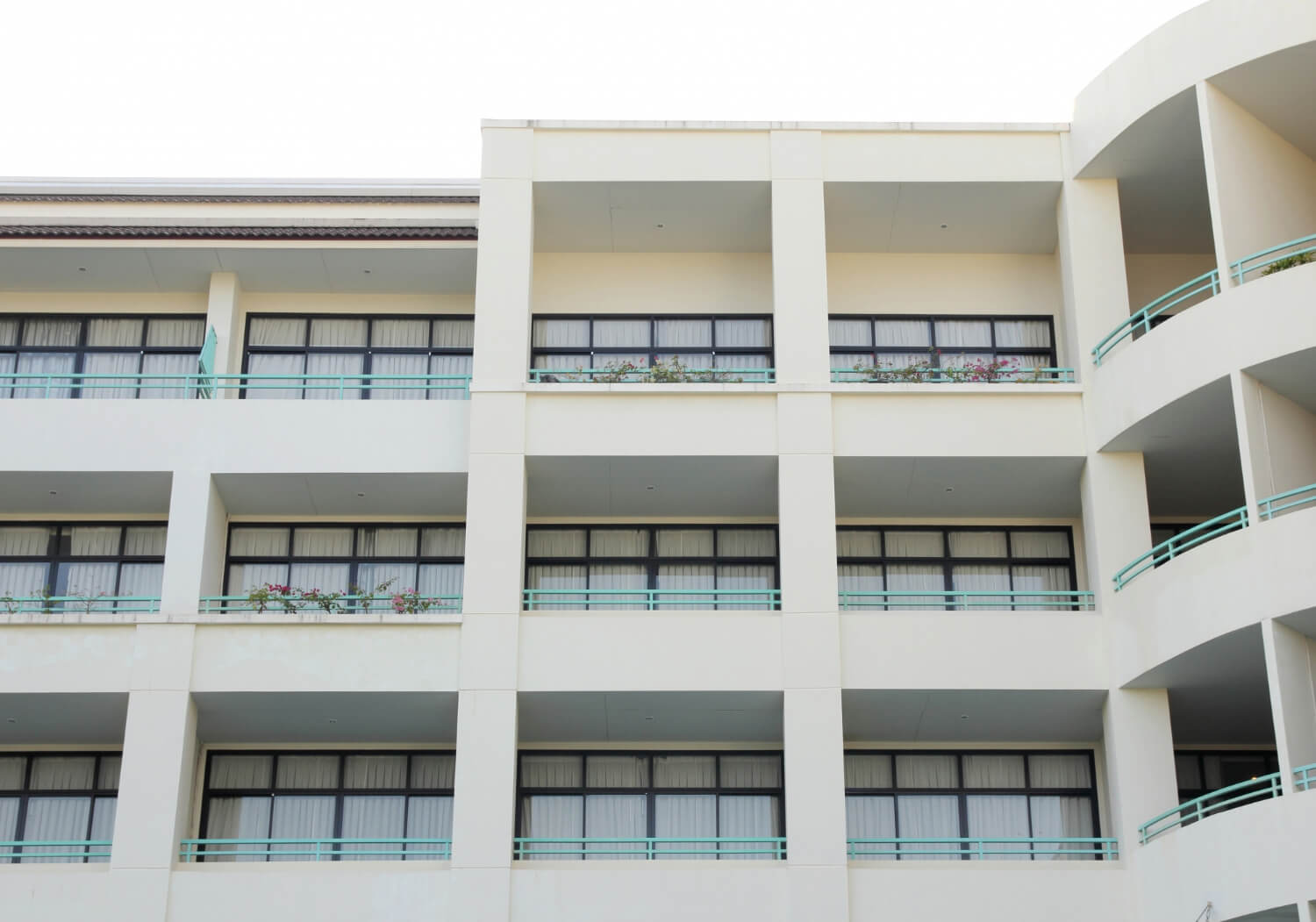 Read more about the article הוספת מרפסות בבניין קיים